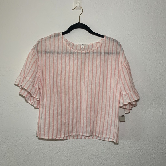 NWT 3/$20 🌻 BP Ruffle Sleeve Linen Blend Crop Top, Medium - Picture 2 of 7